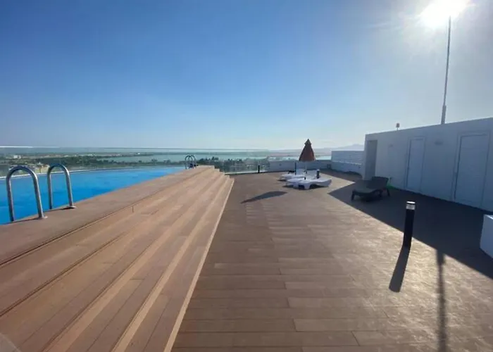 Mckenzie 2 Bedrooms Seaview アパート *