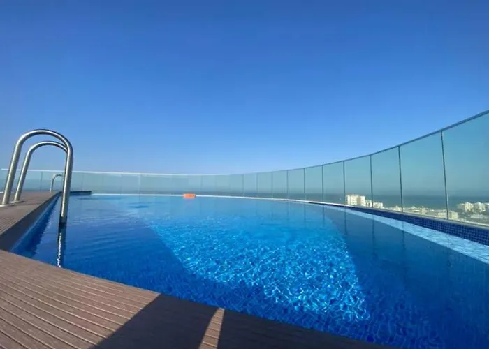 Lägenhet Mckenzie 2 Bedrooms Seaview Larnaca